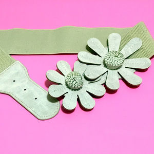 Flower Buckle Belt - New